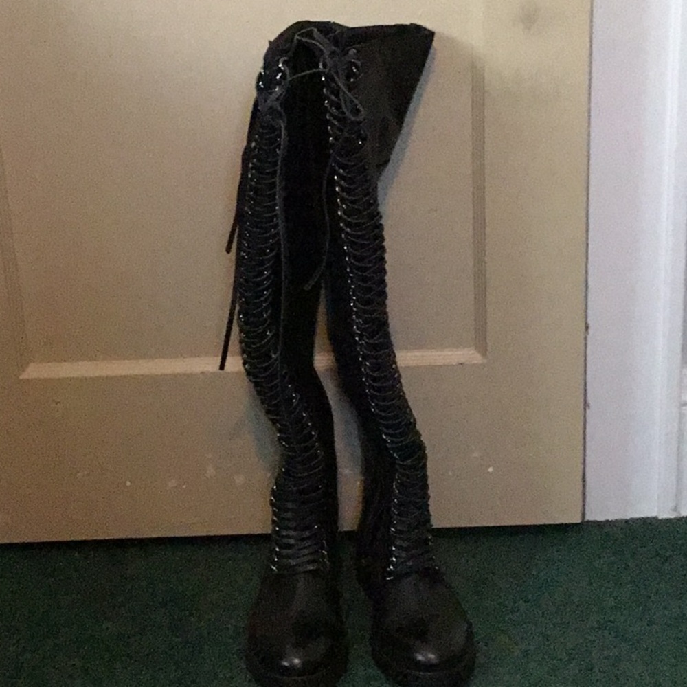 Lust For Life lace up boots